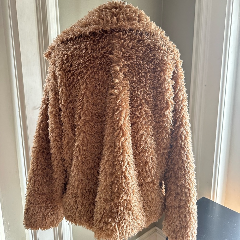 ALL ROW TEDDY COAT - Picture 4 of 5